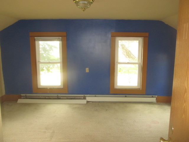 513 E Main St, Plano, IL 60545 photo 8