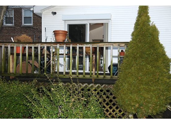 8949 S Luella Ave, Chicago, IL 60617 photo 16
