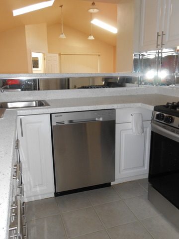 8949 S Luella Ave, Chicago, IL 60617 photo 8