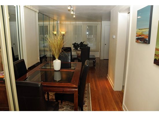 8949 S Luella Ave, Chicago, IL 60617 photo 4