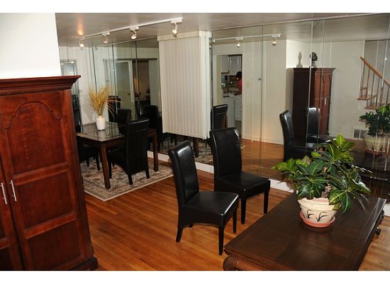 8949 S Luella Ave, Chicago, IL 60617 photo 3