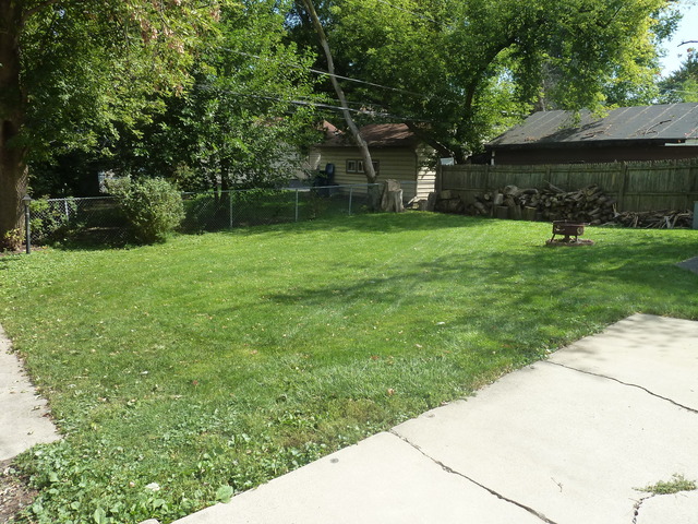 121 S Addison Rd, Addison, IL 60101 photo 18