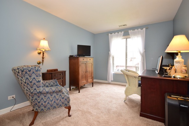 1608 Thames Ct #C, Wheaton, IL 60189 photo 18