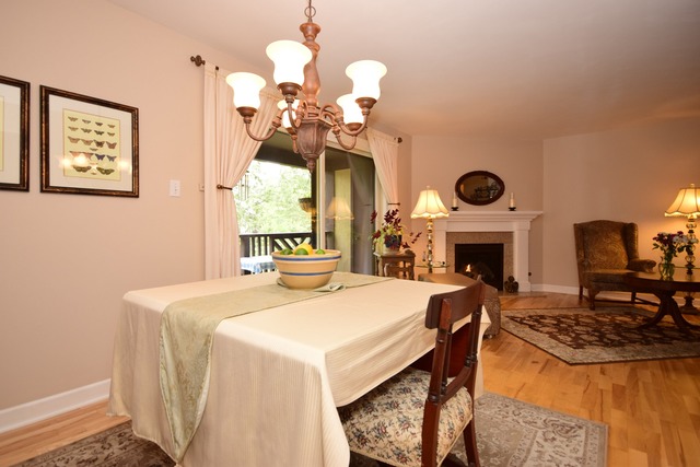 1608 Thames Ct #C, Wheaton, IL 60189 photo 8