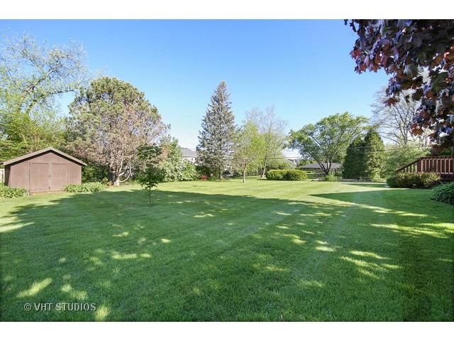 1716 Howard Ct, Wheaton, IL 60187 photo 17