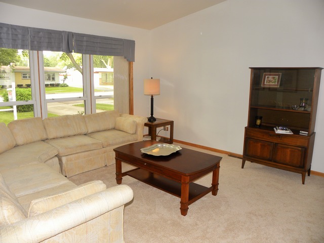 3804 Raven Ln, Rolling Meadows, IL 60008 photo 4