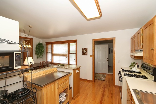 3804 Raven Ln, Rolling Meadows, IL 60008 photo 10