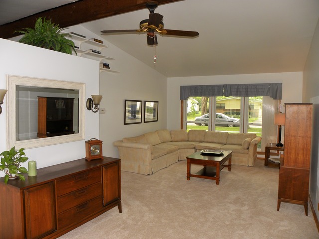3804 Raven Ln, Rolling Meadows, IL 60008 photo 2
