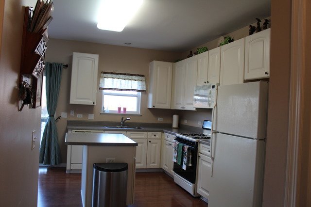 2294 Shiloh Dr, Aurora, IL 60503 photo 6