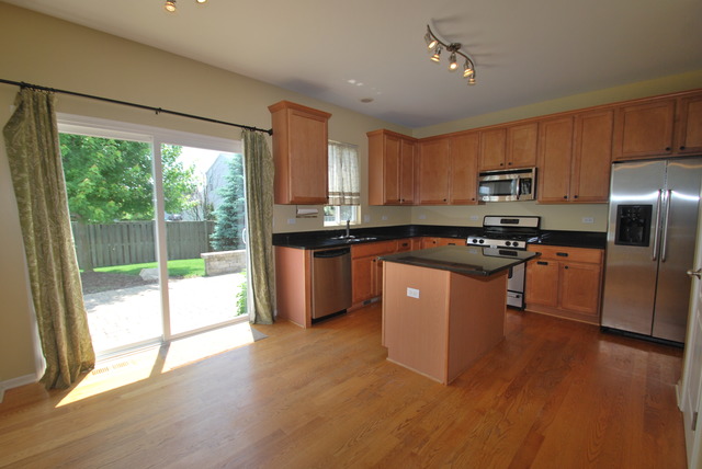 25121 Armstrong Ln, Plainfield, IL 60585 photo 7
