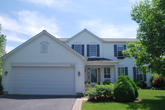 25121 Armstrong Ln, Plainfield, IL 60585 photo 1