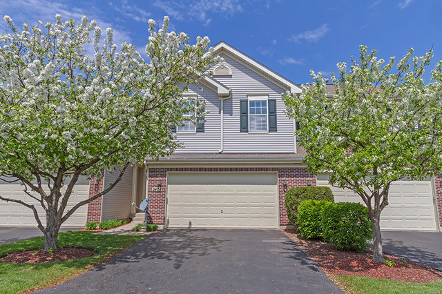 2474 Stonegate Rd, Algonquin, IL 60102 photo 1