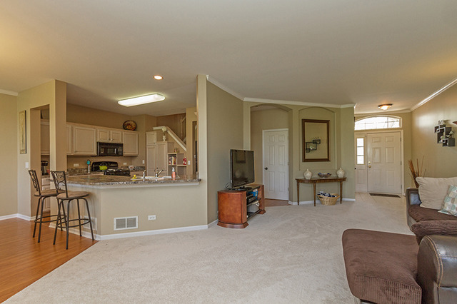 2474 Stonegate Rd, Algonquin, IL 60102 photo 12