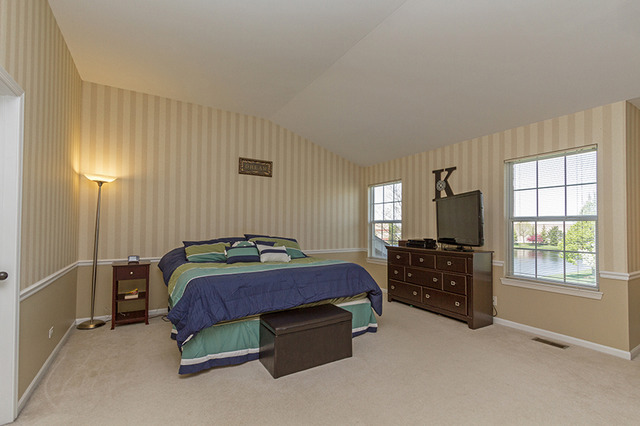 2474 Stonegate Rd, Algonquin, IL 60102 photo 16