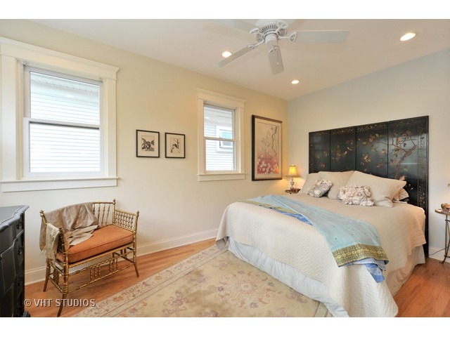 5339 N Wayne Ave, Chicago, IL 60640 photo 12