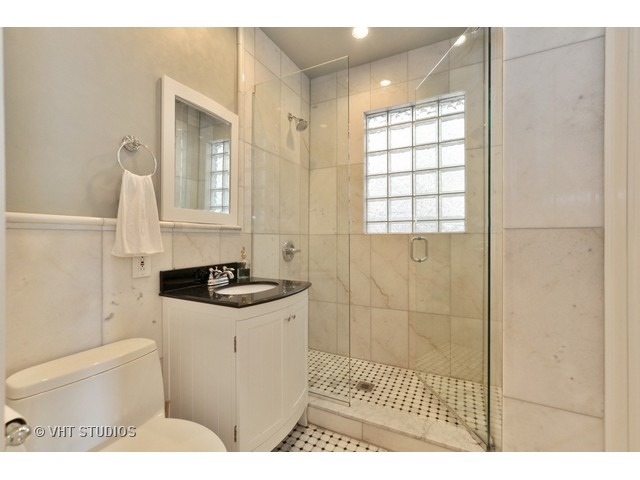 5339 N Wayne Ave, Chicago, IL 60640 photo 18