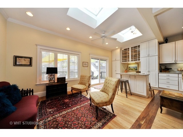 5339 N Wayne Ave, Chicago, IL 60640 photo 8