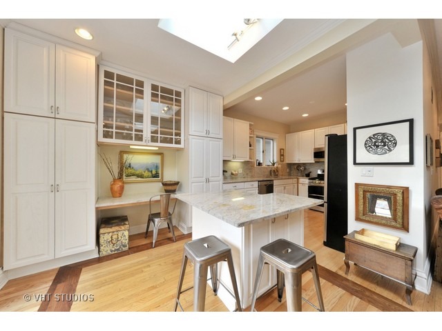 5339 N Wayne Ave, Chicago, IL 60640 photo 10