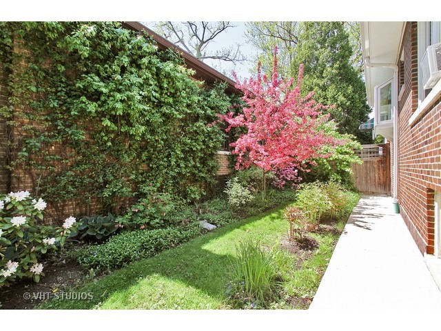 2204 Ewing Ave, Evanston, IL 60201 photo 13