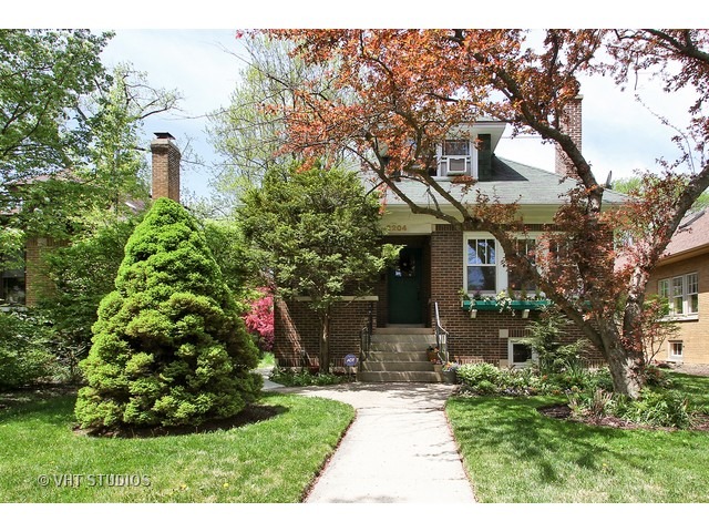 2204 Ewing Ave, Evanston, IL 60201 photo 1