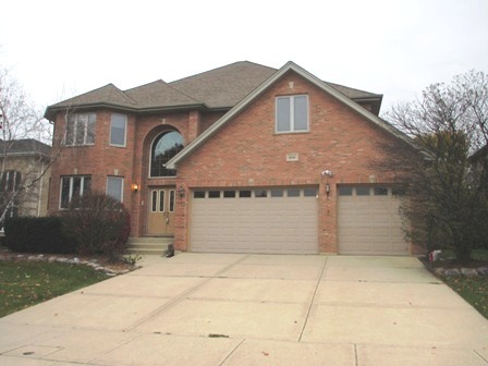 1050 Bluebird Ln, Roselle, IL 60172 photo 1