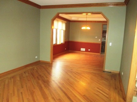 1050 Bluebird Ln, Roselle, IL 60172 photo 3