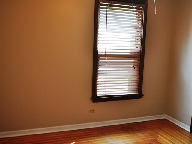 111 Harding St, Elgin, IL 60123 photo 13