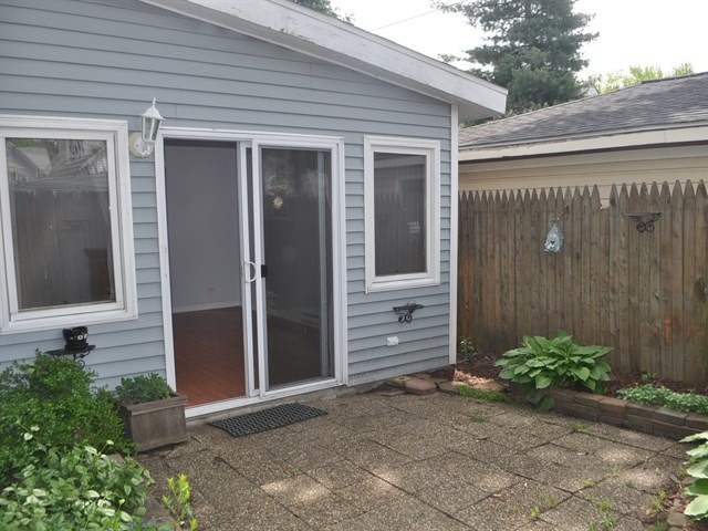 111 Harding St, Elgin, IL 60123 photo 14