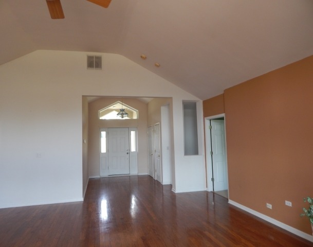 3911 Ridge Rd, Spring Grove, IL 60081 photo 4