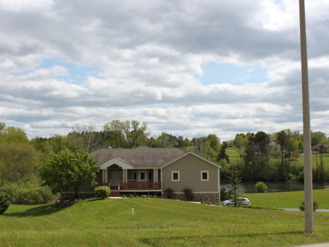 3911 Ridge Rd, Spring Grove, IL 60081 photo 1
