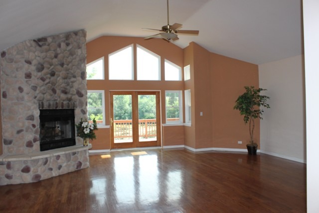 3911 Ridge Rd, Spring Grove, IL 60081 photo 5