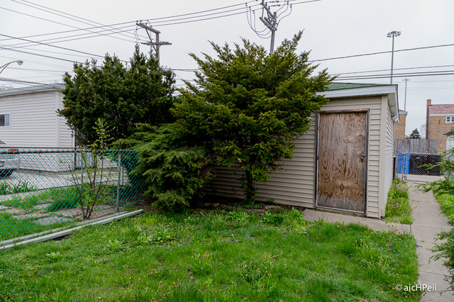 9105 S Perry Ave, Chicago, IL 60620 photo 18