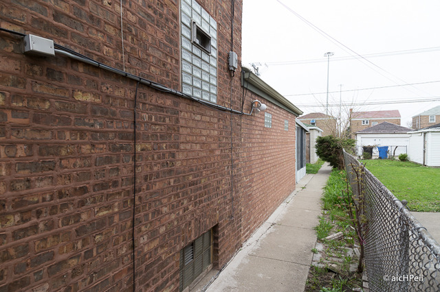 9105 S Perry Ave, Chicago, IL 60620 photo 20
