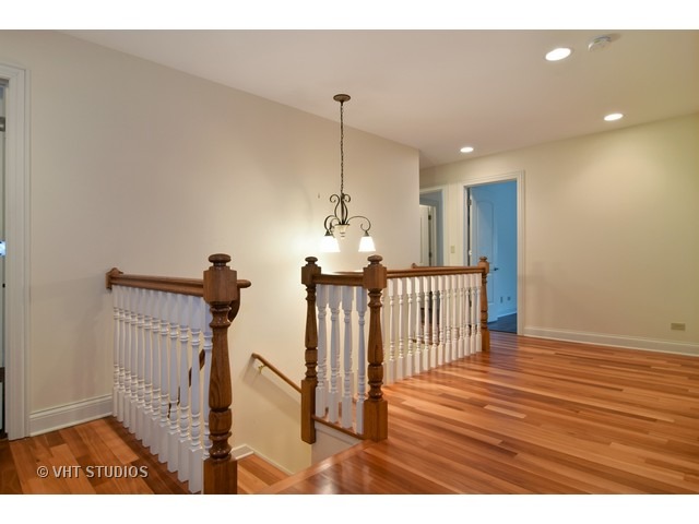 446 N Maple Ave, Elmhurst, IL 60126 photo 11