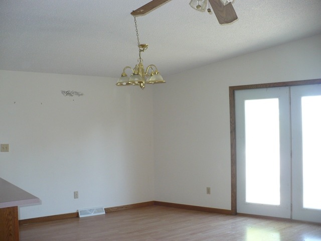 351 E Kirke Gate, Lee, IL 60530 photo 9