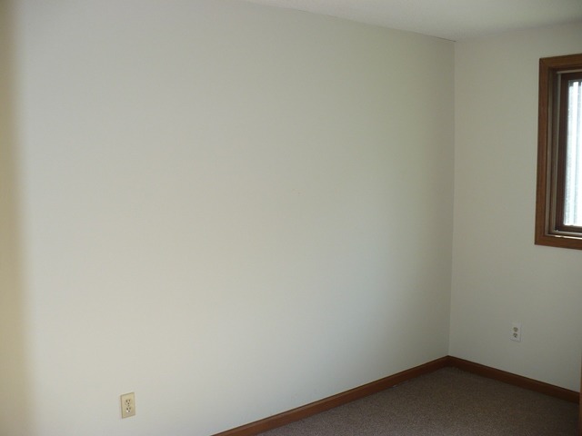 351 E Kirke Gate, Lee, IL 60530 photo 17