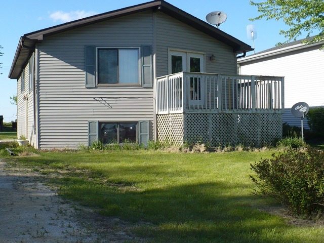 351 E Kirke Gate, Lee, IL 60530 photo 1