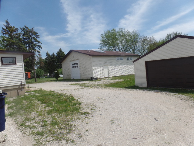 1185 Bode Rd, Elgin, IL 60120 photo 8
