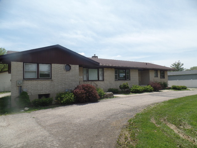 1185 Bode Rd, Elgin, IL 60120 photo 4