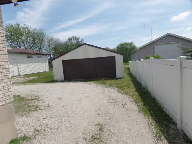 1185 Bode Rd, Elgin, IL 60120 photo 7