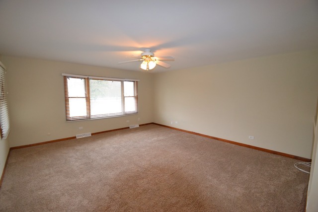 1185 Bode Rd, Elgin, IL 60120 photo 12
