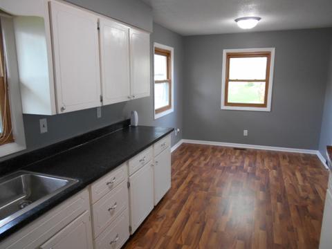 804 W Main St, Sublette, IL 61367 photo 4
