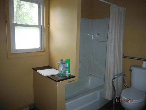 315 E 3rd St, Spring Valley, IL 61362 photo 10