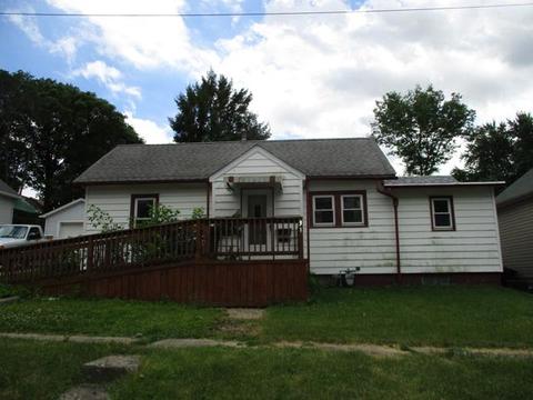 315 E 3rd St, Spring Valley, IL 61362 photo 1