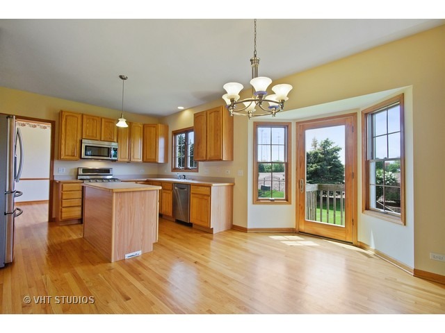 1340 Tunbridge Trl, Algonquin, IL 60102 photo 5