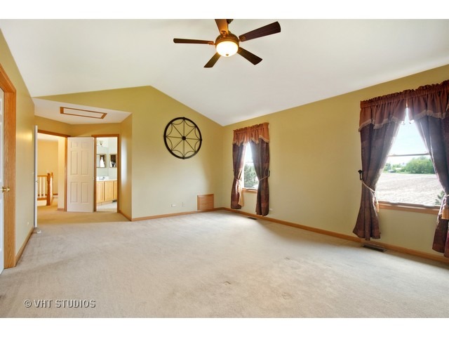 1340 Tunbridge Trl, Algonquin, IL 60102 photo 13