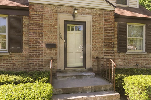 285 Harvey Ave, Des Plaines, IL 60016 photo 2