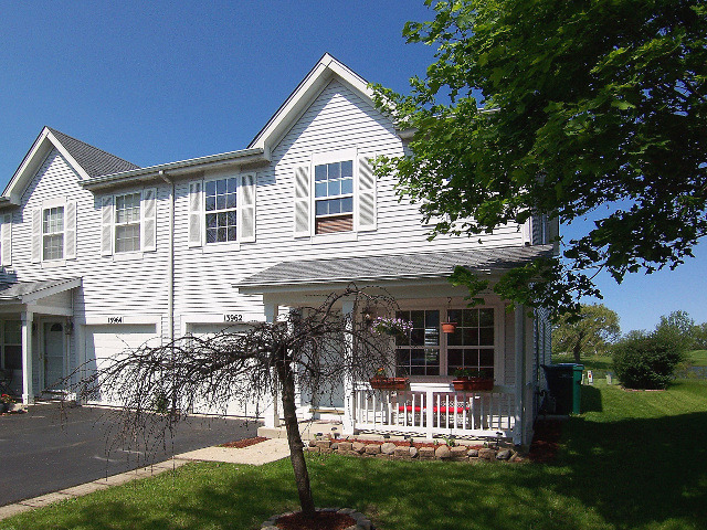 13962 Edgewater Ct, Plainfield, IL 60544 photo 1