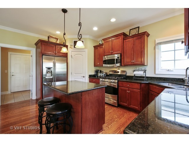 12932 Northland Dr, Plainfield, IL 60585 photo 6
