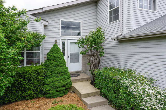5213 Riviera Blvd, Plainfield, IL 60586 photo 4